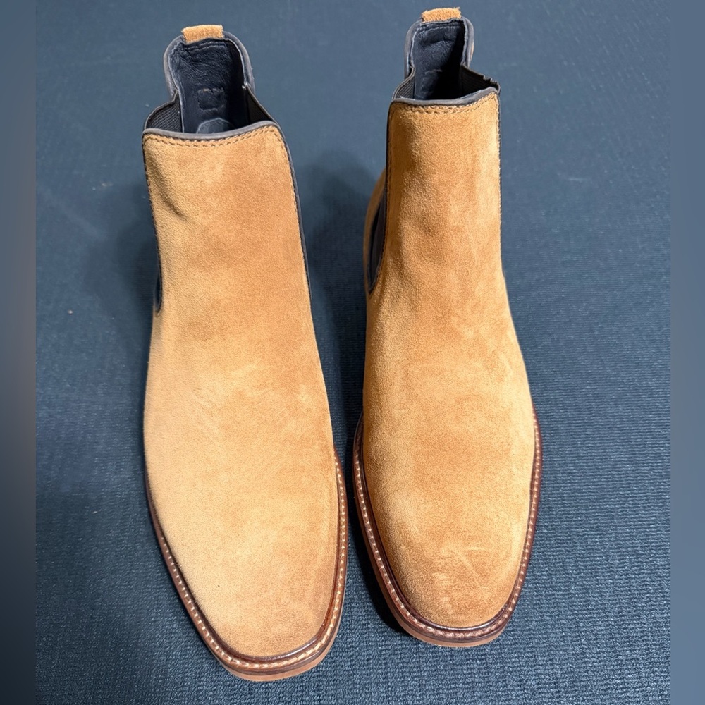 Alfani Men's Tan Suede Chelsea Boots Size 10 Slip On Ankle Boot Dress Casual